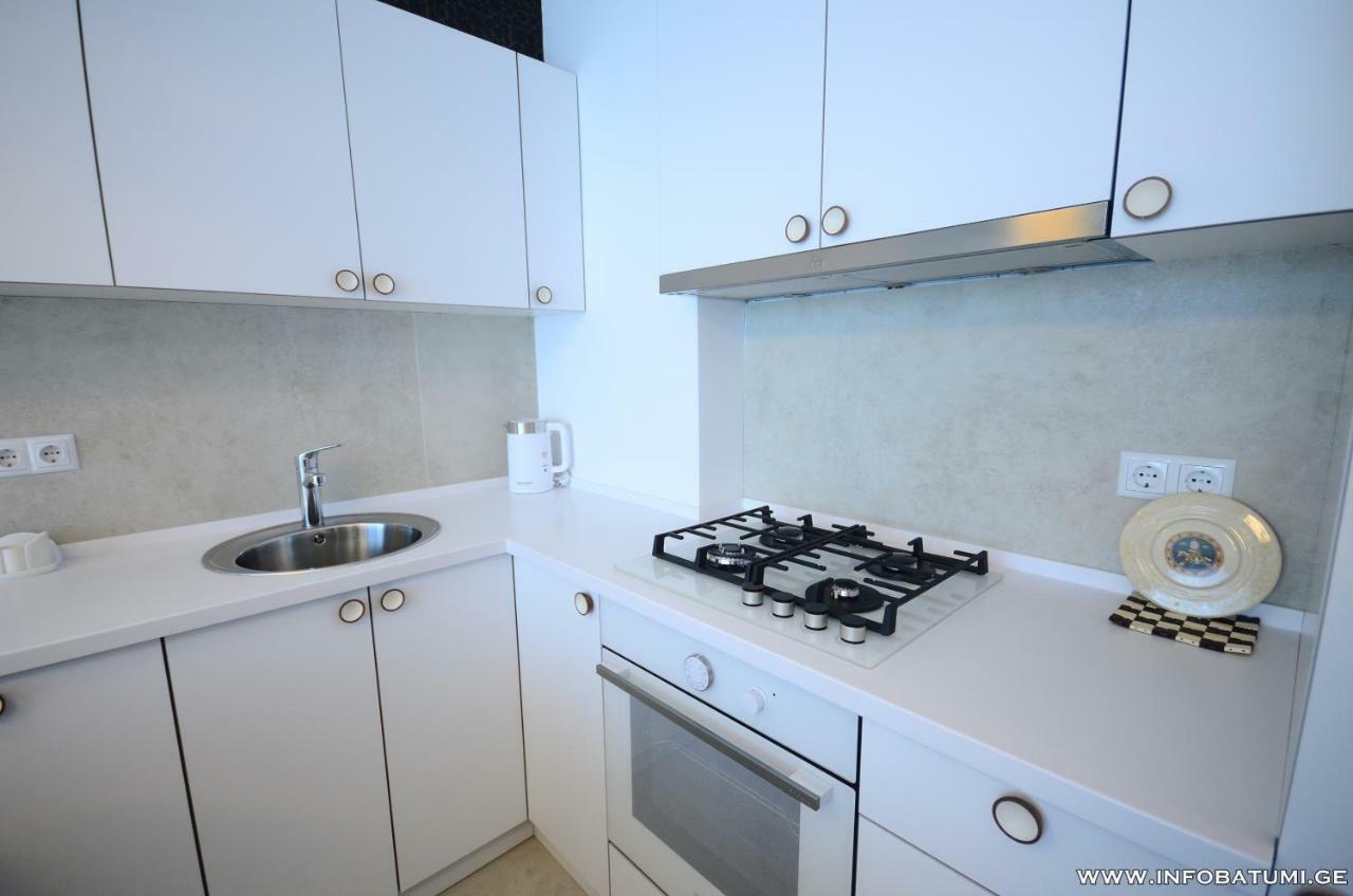 West Apartments Batumi Zewnętrze zdjęcie